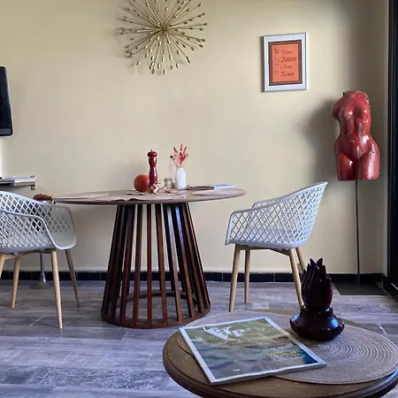 Διαμέρισμα Les Palmiers Tres Beau T2 Vue 2mn De La Plage150m